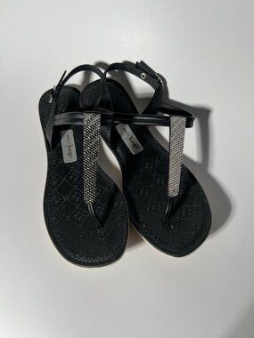 West Loop Rhinestone T-Strap Thong Sandals Black Women’s Size 6